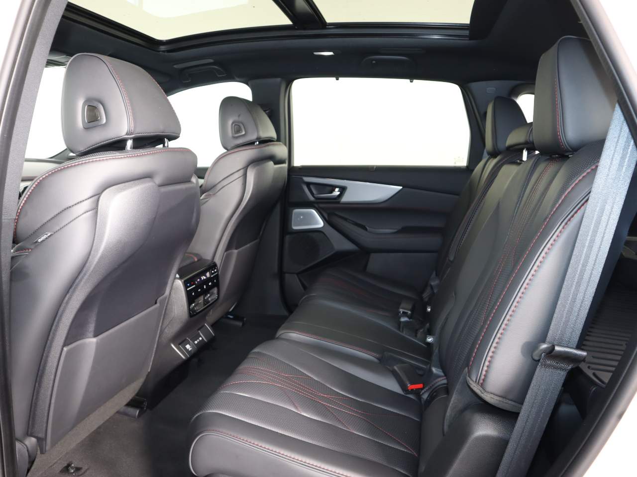2025 Acura MDX A-spec w/Advance Package - Photo 15