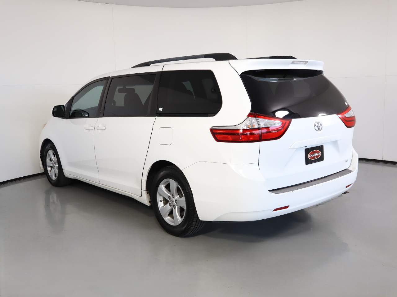 2016 Toyota Sienna LE 8-Passenger