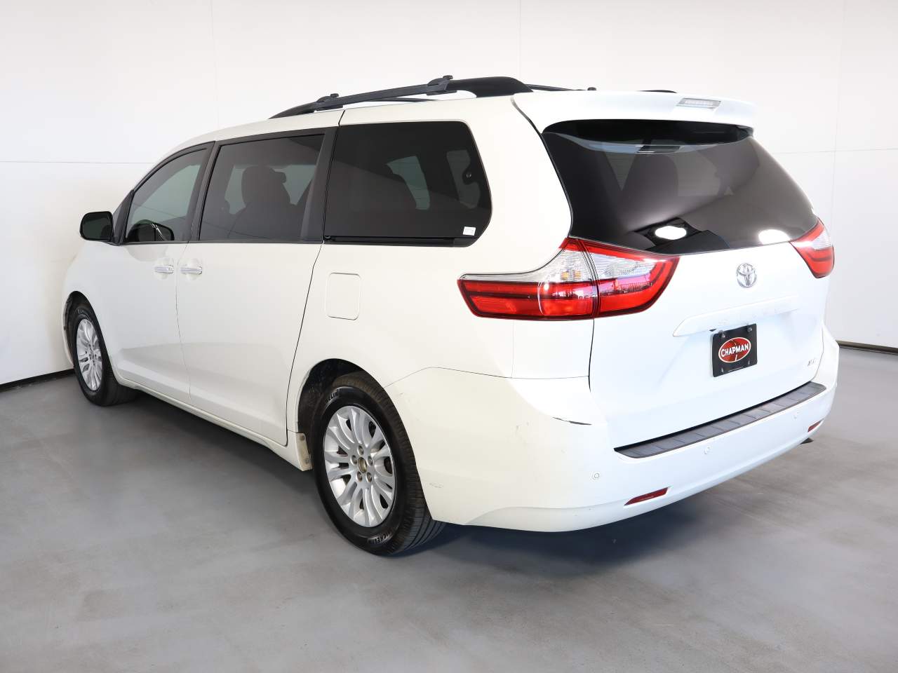 2015 Toyota Sienna XLE 8-Passenger