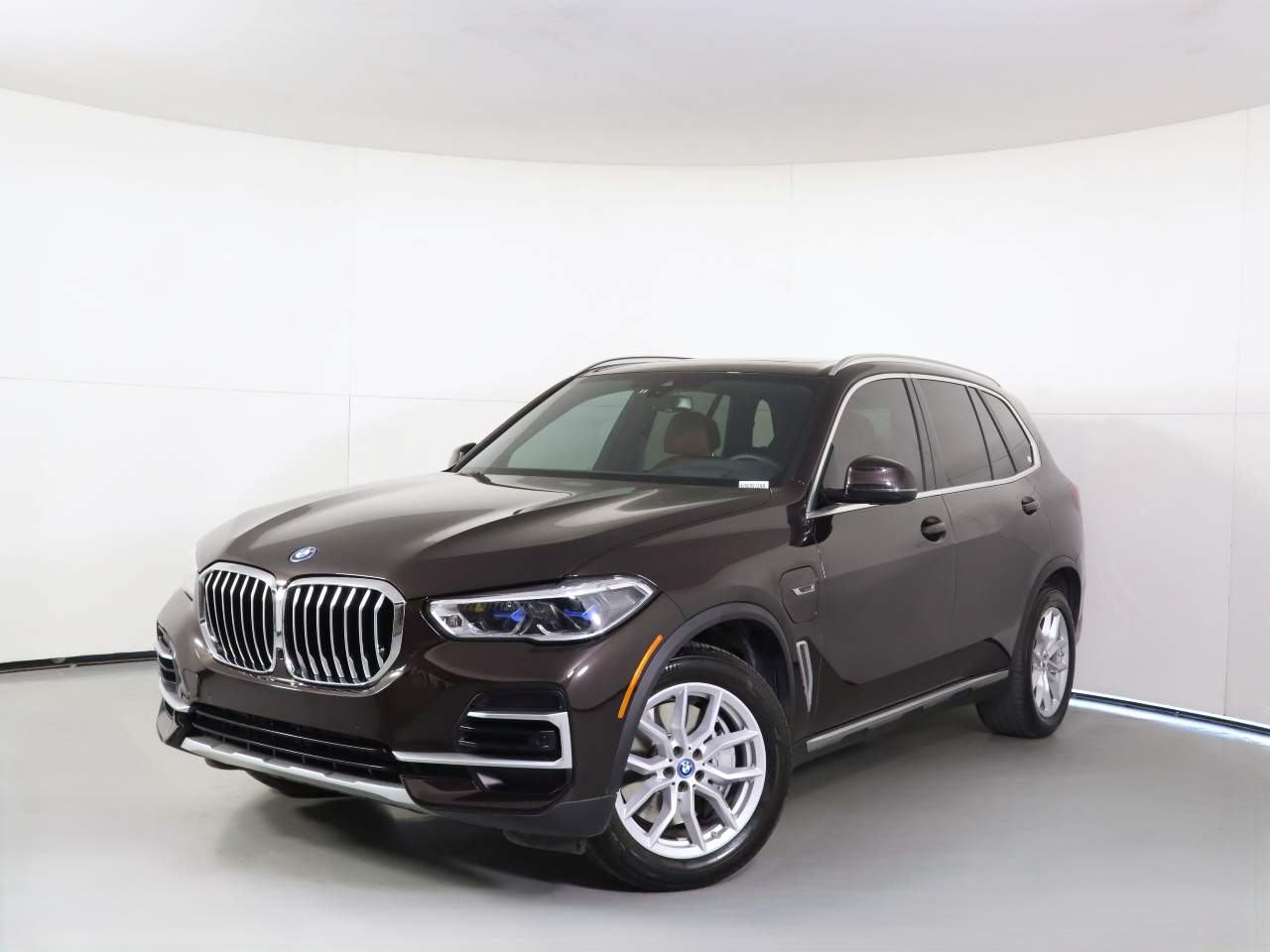 2023 BMW X5 xDrive45e