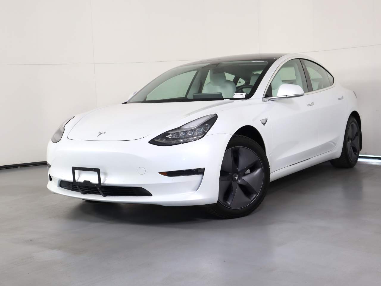 2020 Tesla Model 3 Standard Range