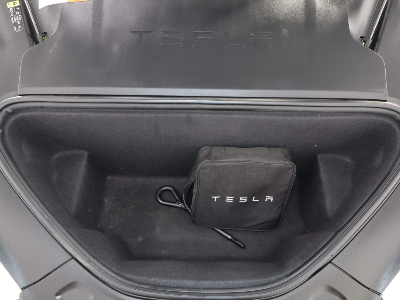 2018 Tesla Model S 75D