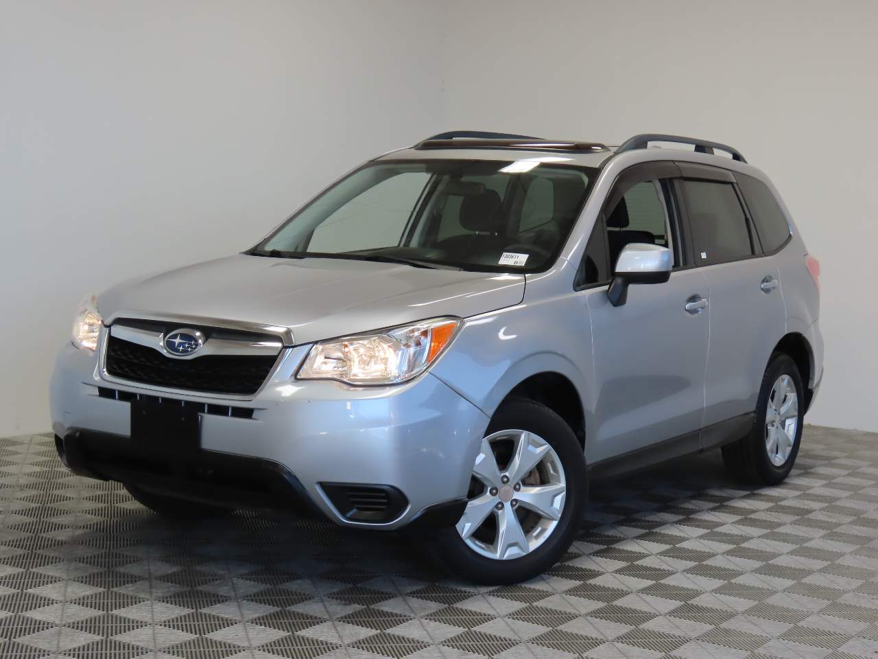 Ice Silver Metallic 2016 Subaru Forester 2.5i Premium SUV / Crossover All-Wheel Drive Continuously Variable Transmission
