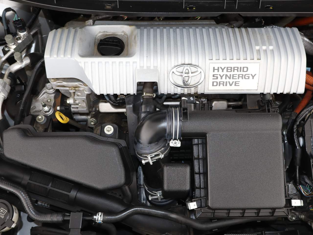 2017 Toyota Prius v Three