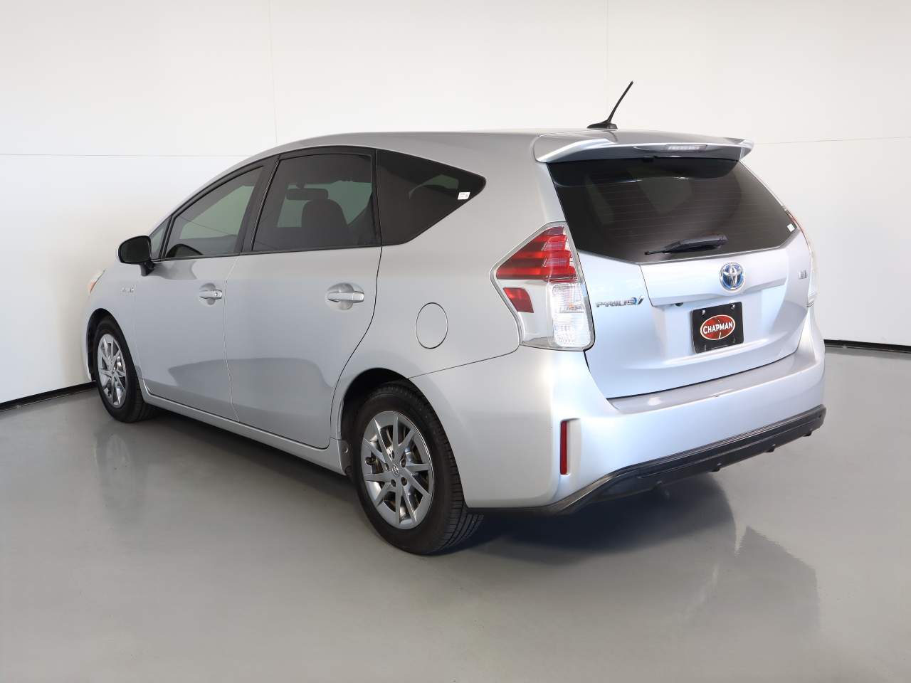 2017 Toyota Prius v Three