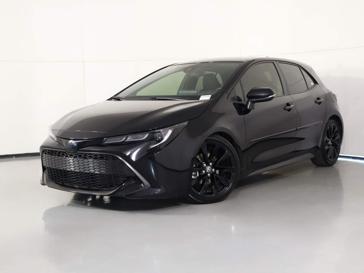 2021 Toyota Corolla Hatchback SE Nightshade Edition