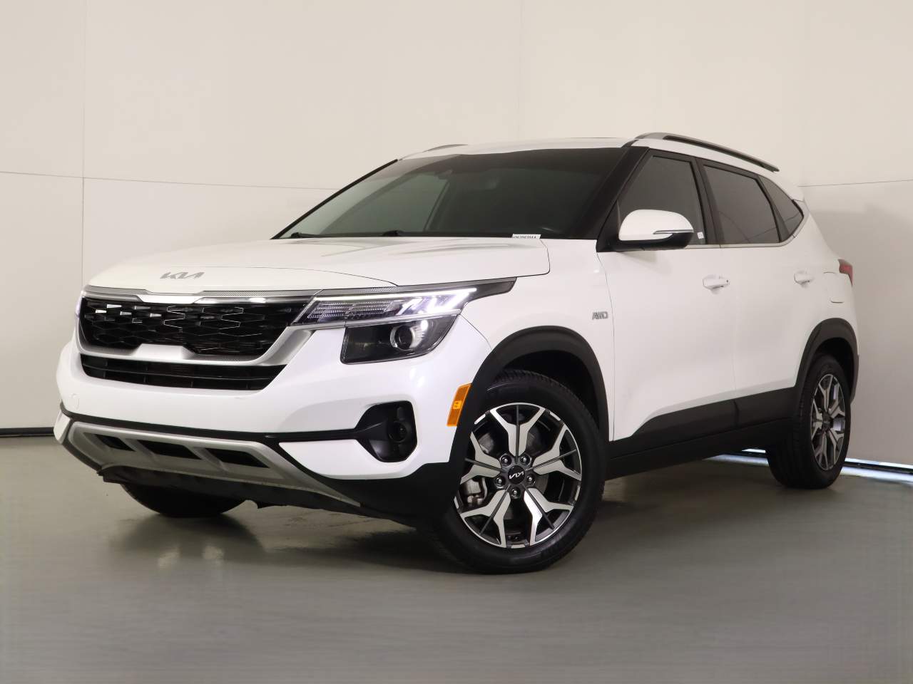2023 Kia Seltos EX