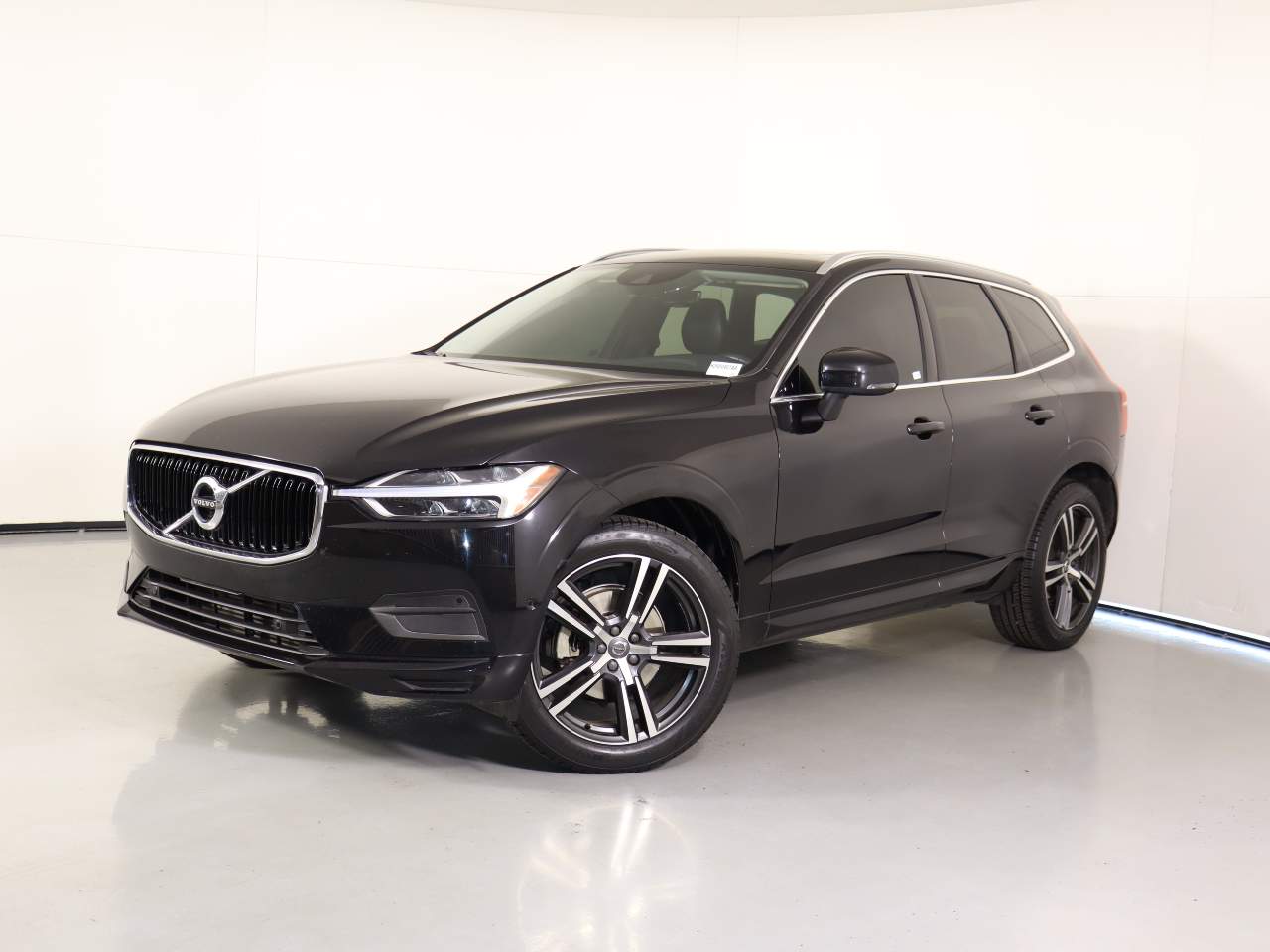 2019 Volvo XC60 T5 Momentum