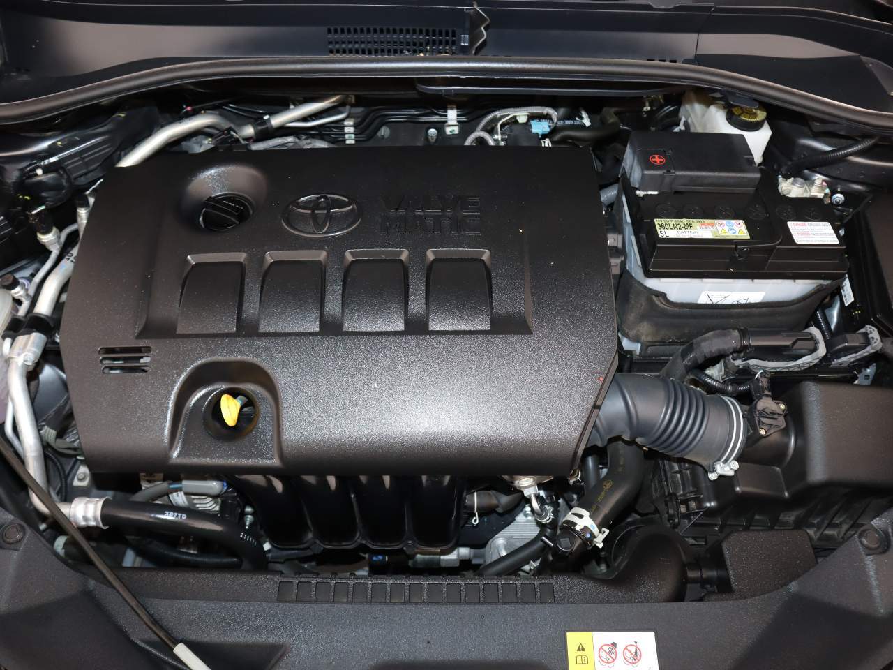 2022 Toyota C-HR XLE