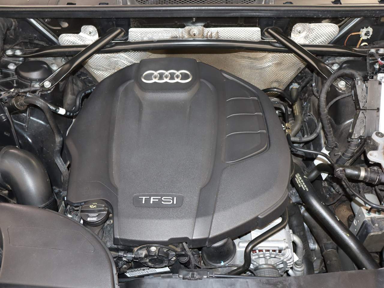 2020 Audi Q5 quattro Premium 45 TFSI