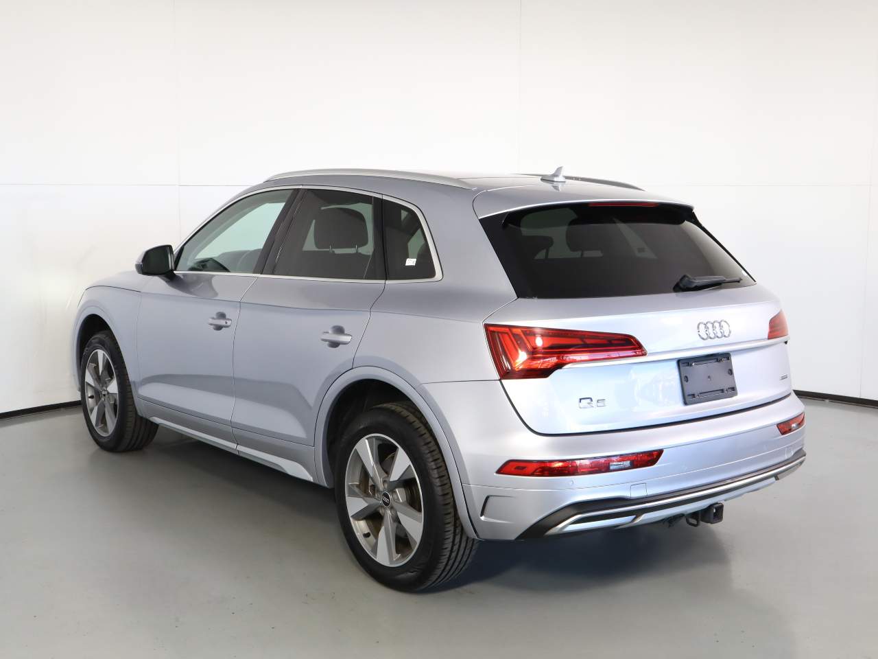 2023 Audi Q5 quattro Premium Plus 40 TFSI