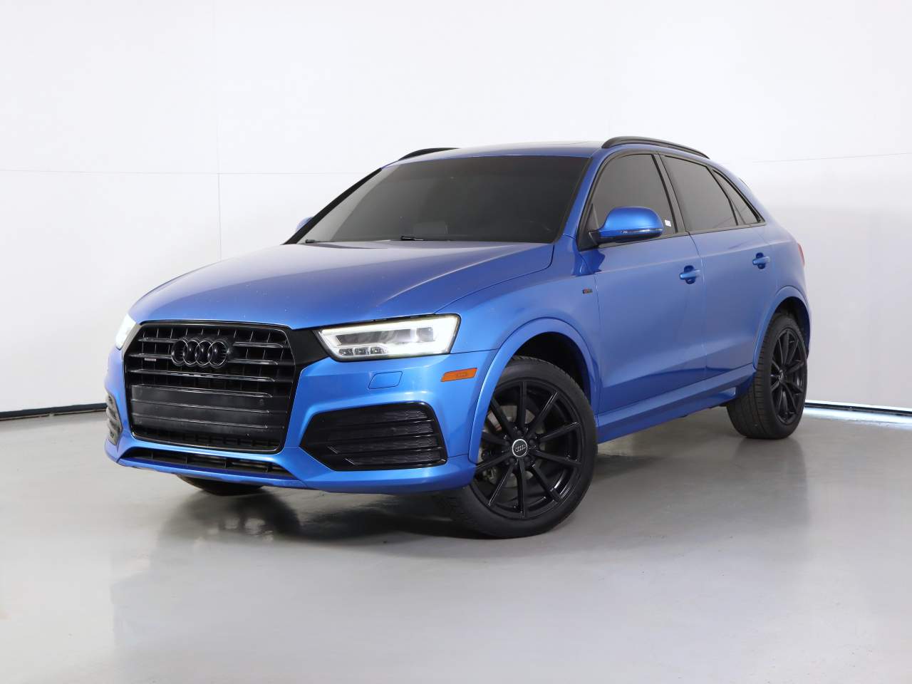 2017 Audi Q3 2.0T quattro Prestige