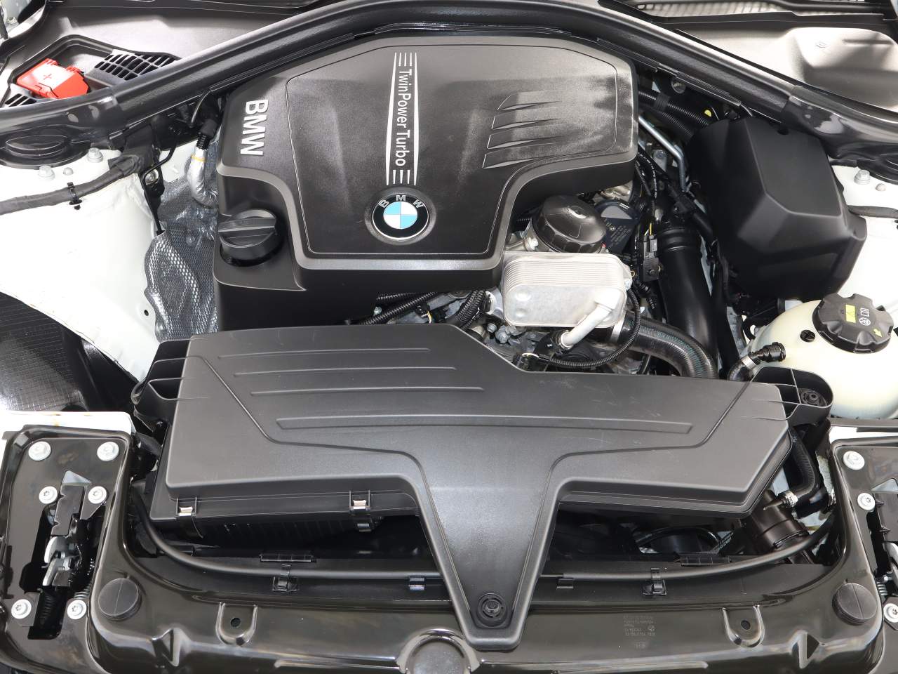 2018 BMW 3-Series 320i