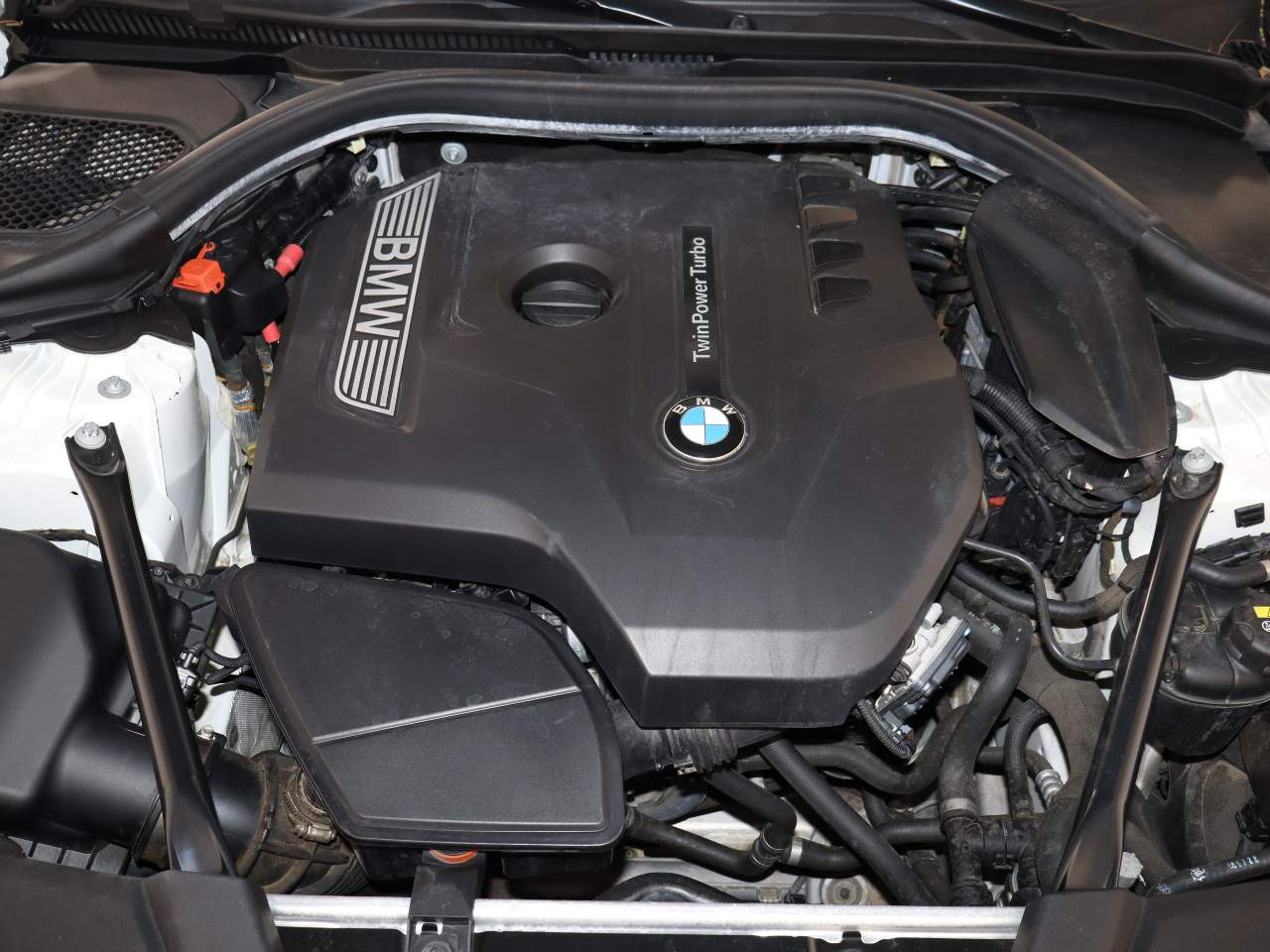 2017 BMW 5-Series 530i