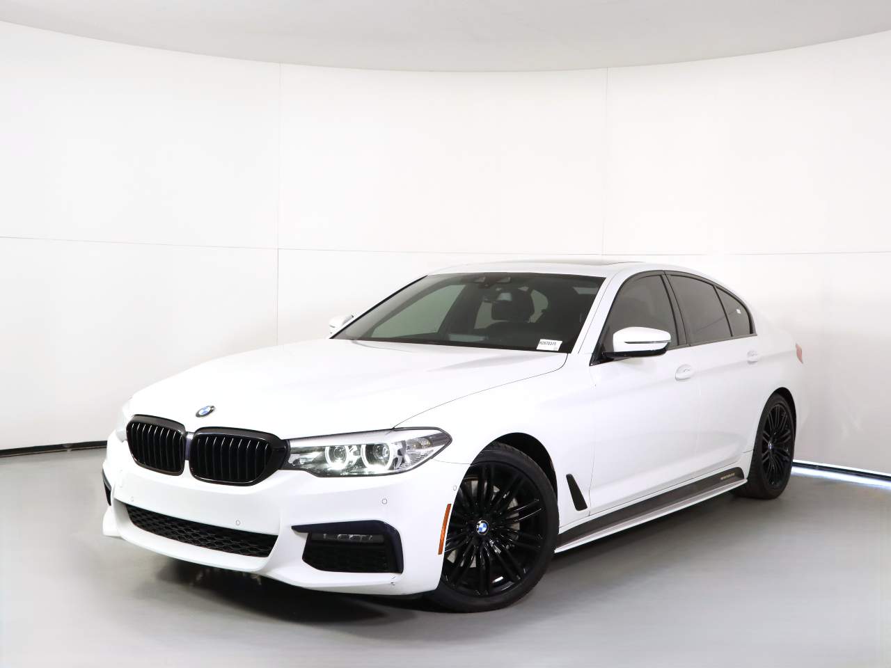 2019 BMW 5-Series 530i