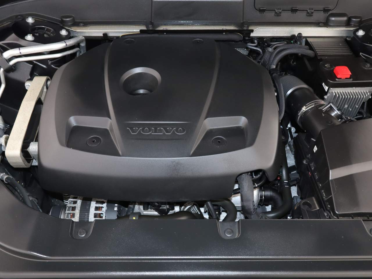2020 Volvo XC60 T5 Momentum