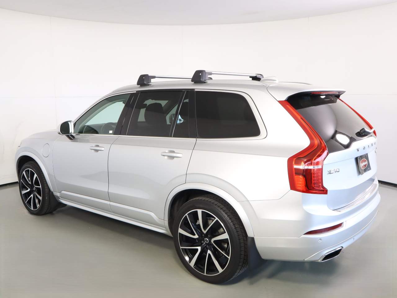 2020 Volvo XC90 T8 eAWD Momentum 6-Passenger