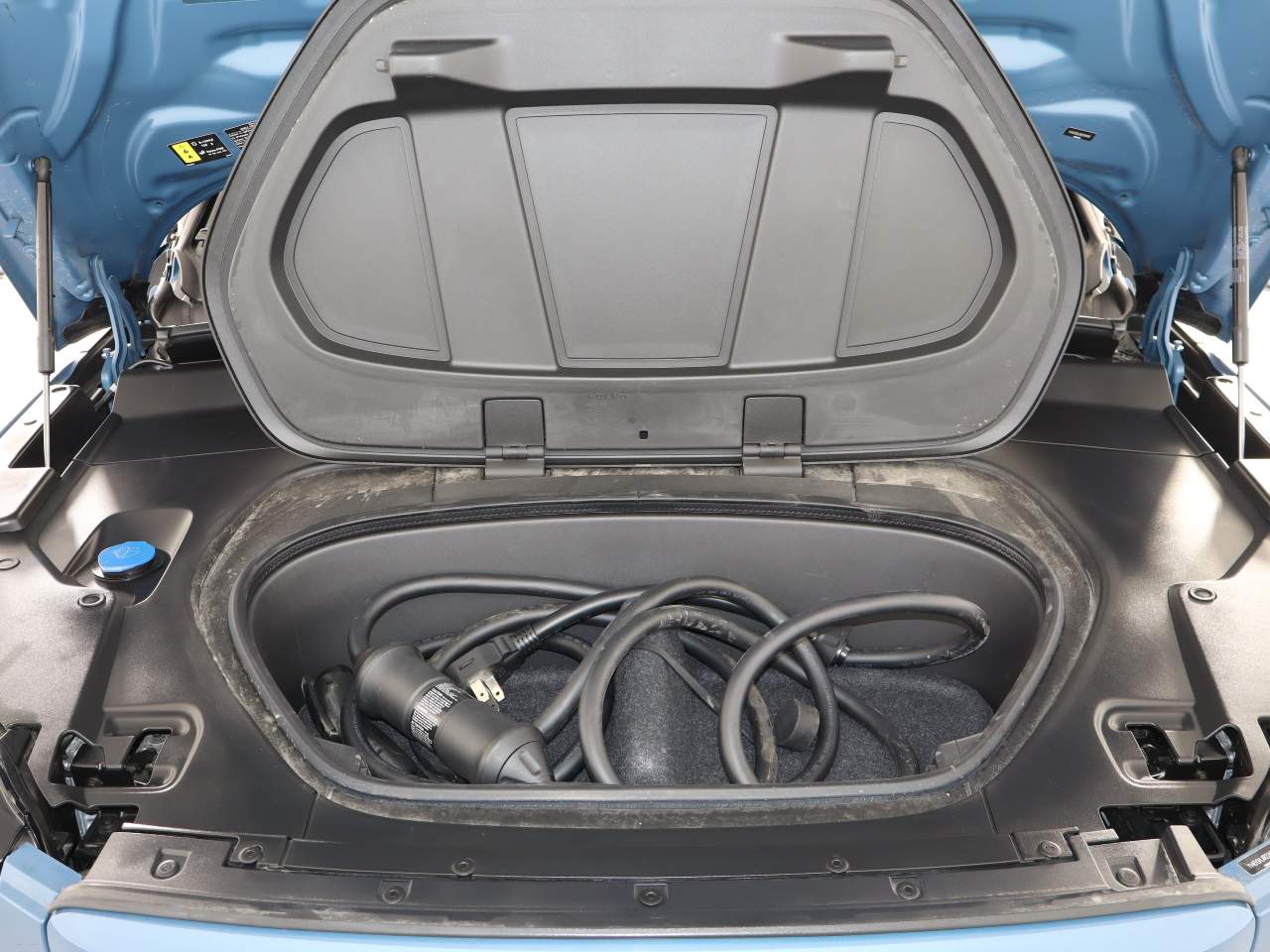 2024 Volvo XC40 Recharge Plus