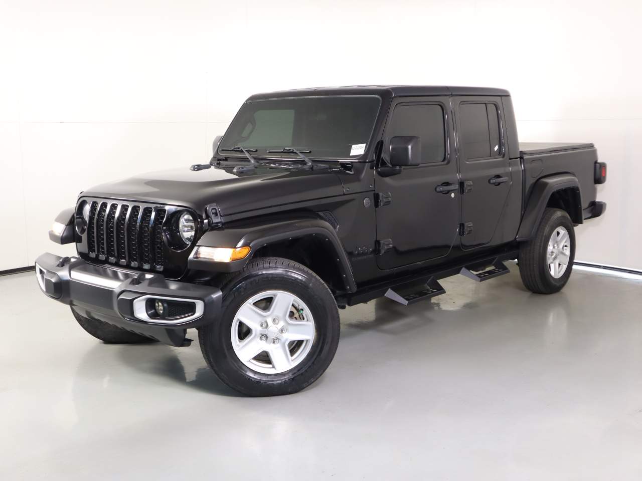 2022 Jeep Gladiator Sport Crew Cab