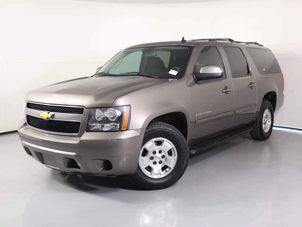 2014 Chevrolet Suburban LS