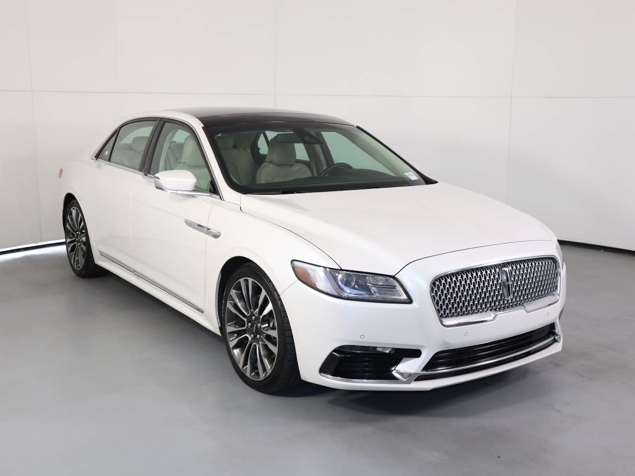 2017 Lincoln Continental Reserve