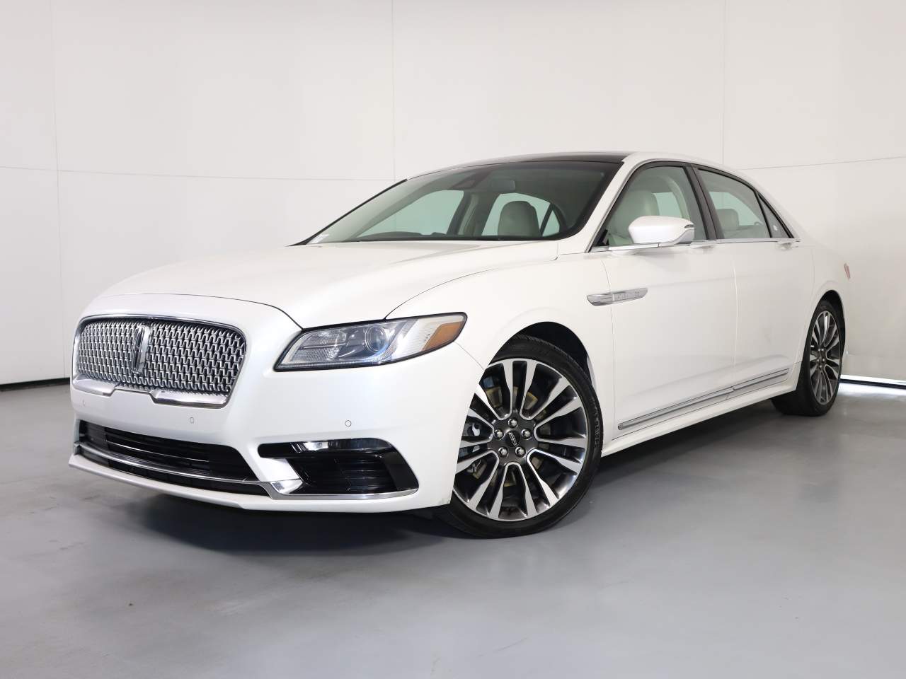 2017 Lincoln Continental Reserve