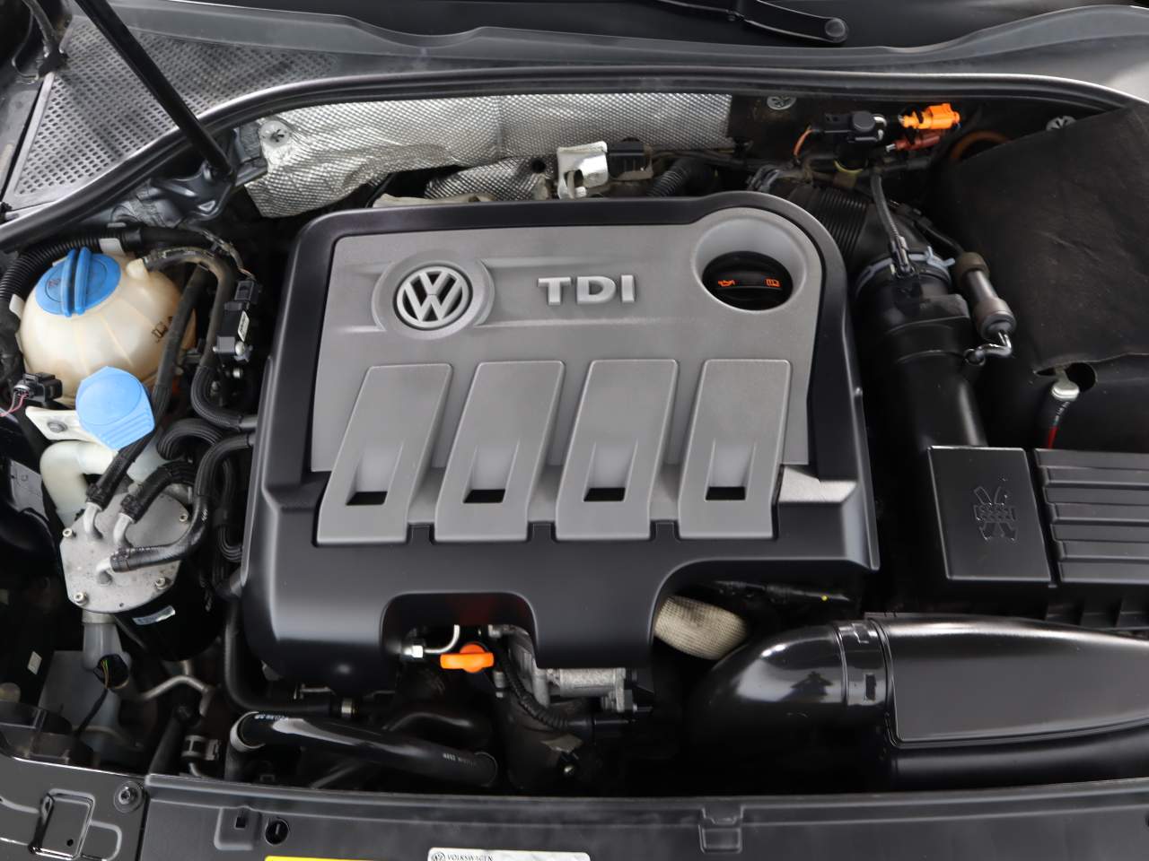 2013 Volkswagen Passat TDI SEL Premium