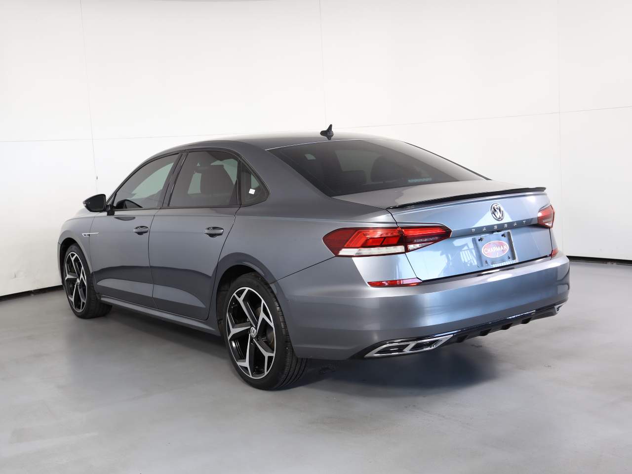 2021 Volkswagen Passat R-Line