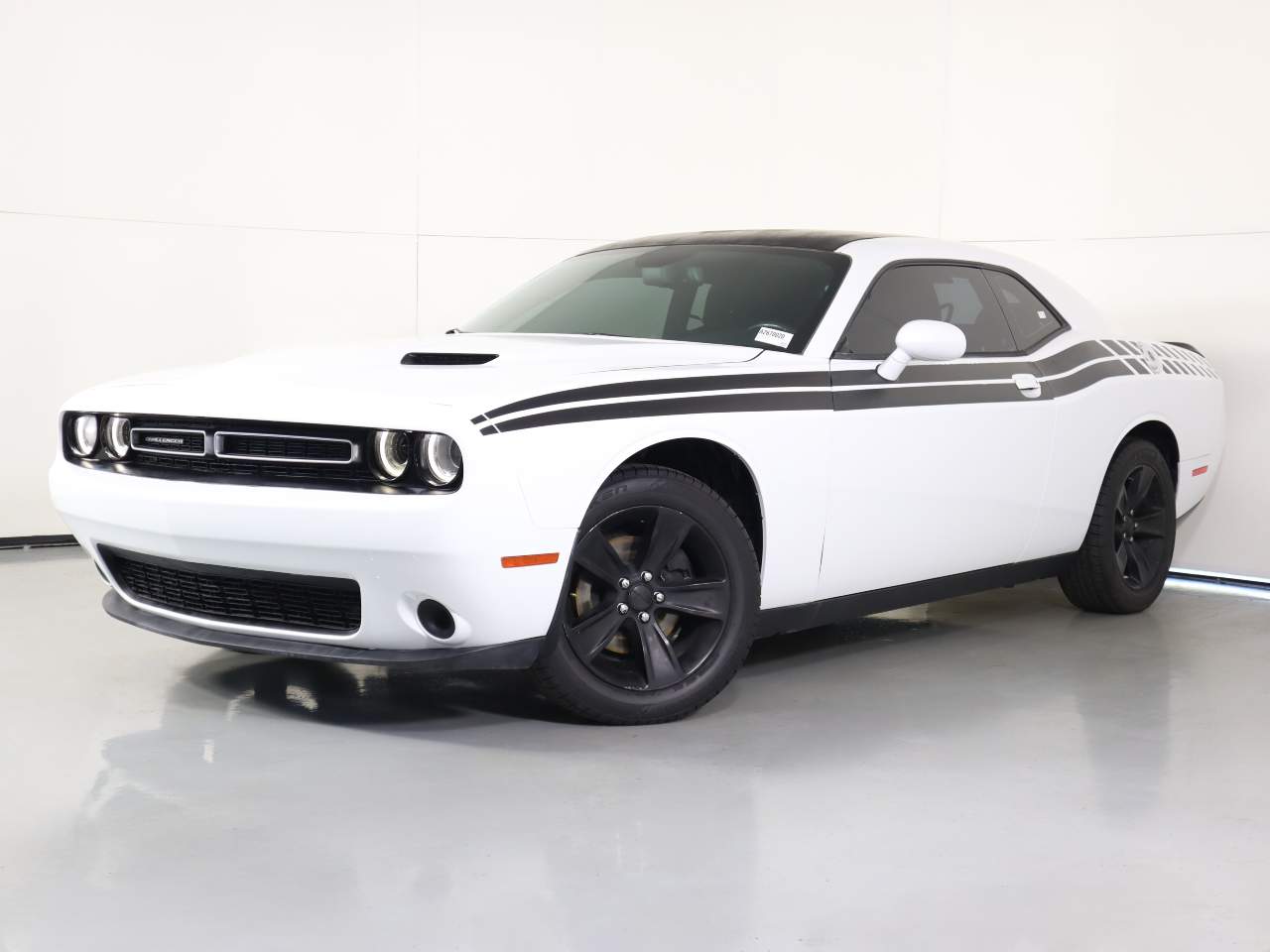 2015 Dodge Challenger SXT