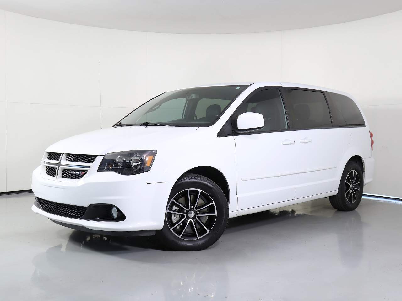 2016 Dodge Grand Caravan R/T