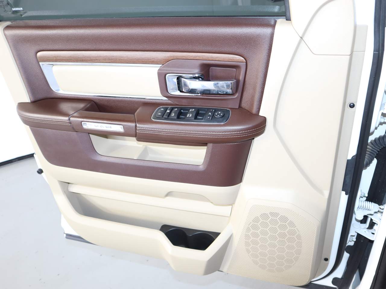 2016 Ram 2500 Laramie Crew Cab