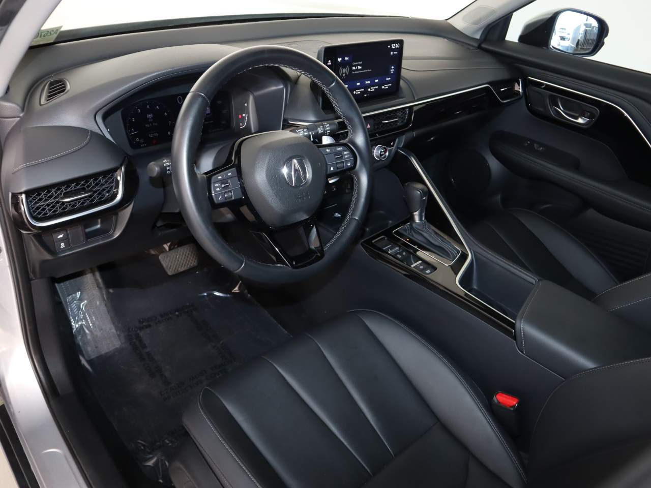 2025 Acura ADX Base - Photo 8