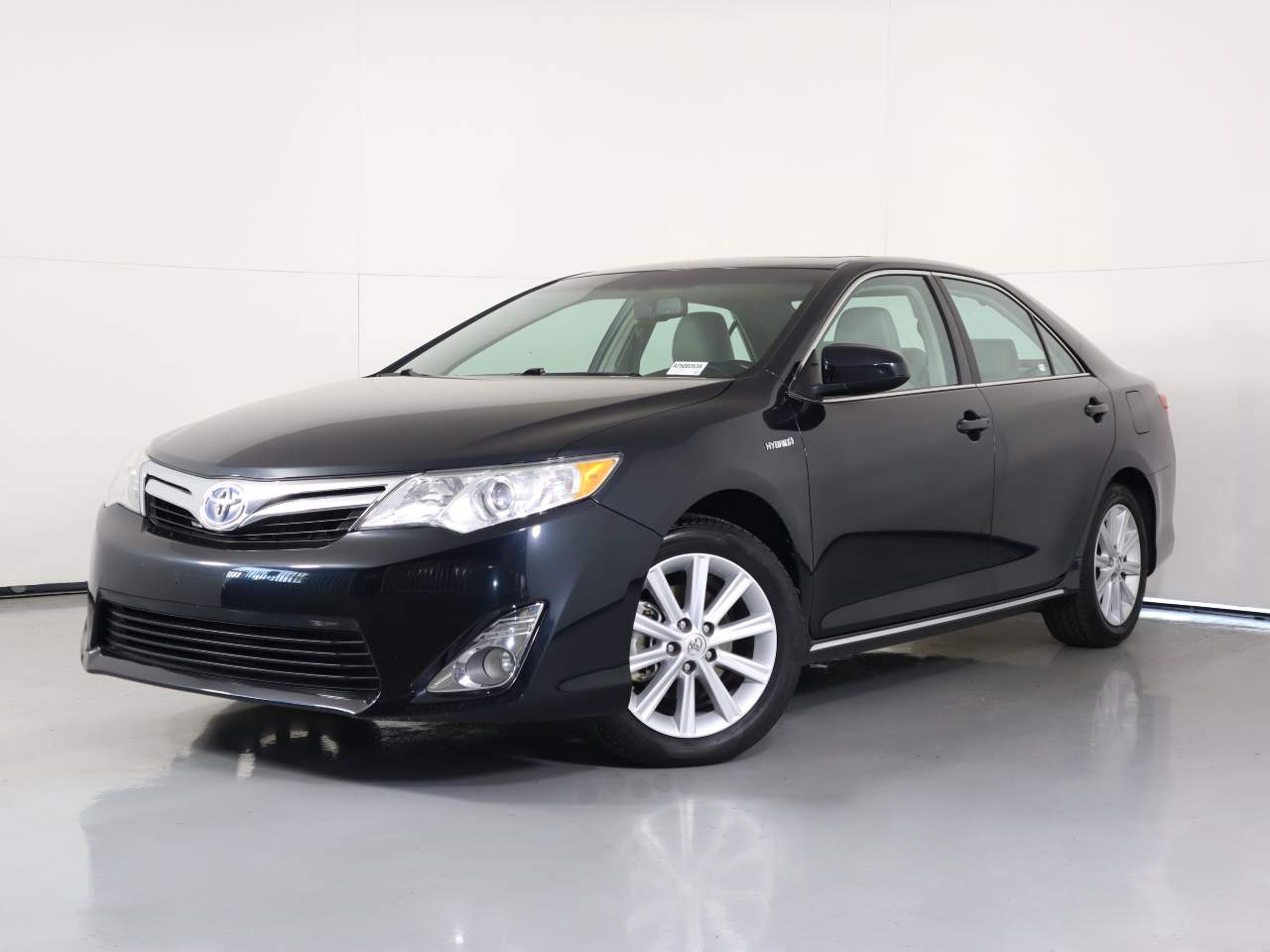 2014 Toyota Camry Hybrid XLE