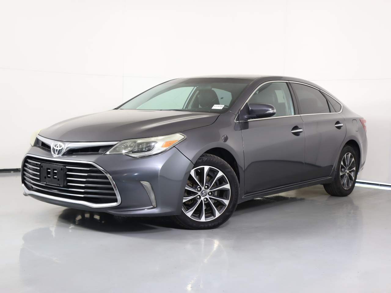 2016 Toyota Avalon XLE