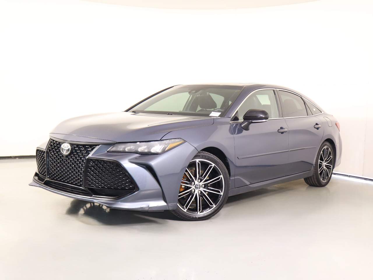 2019 Toyota Avalon XSE