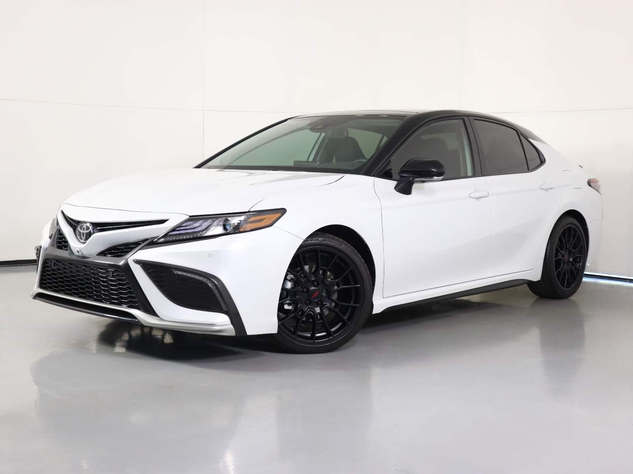 2023 Toyota Camry XSE V6