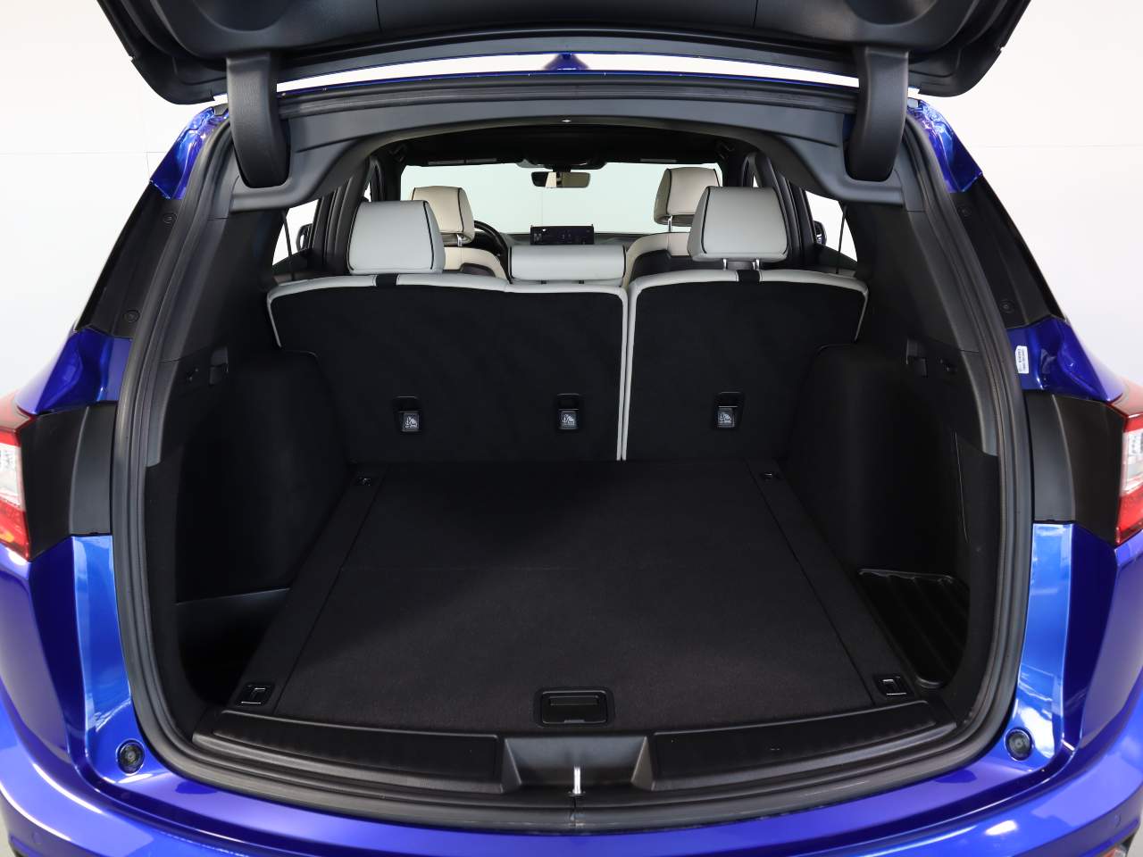 2025 Acura RDX A-Spec Package - Photo 19