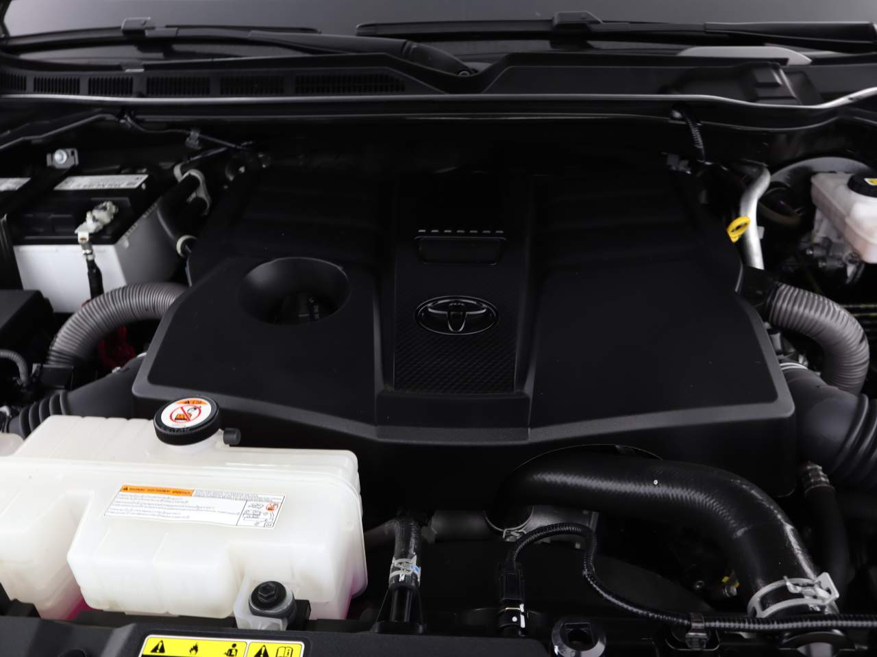 2023 Toyota Tundra SR5 Crew Cab