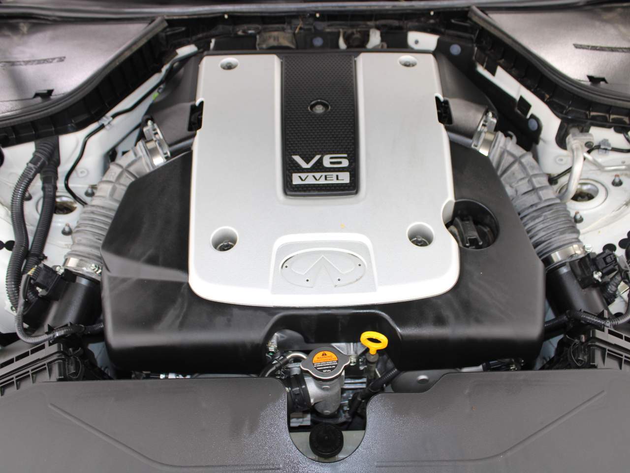 2015 INFINITI Q50