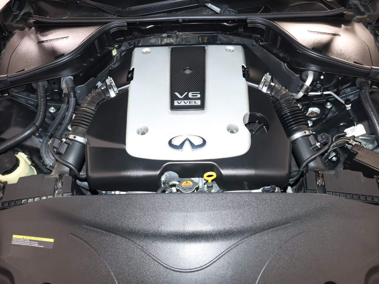 2015 INFINITI Q70L 3.7