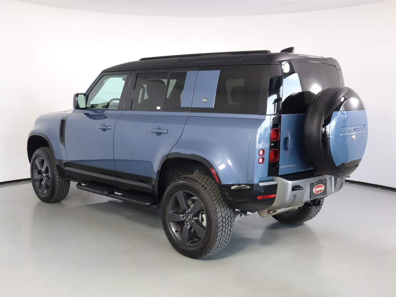 2024 Land Rover Defender 110 P400 X-Dynamic SE