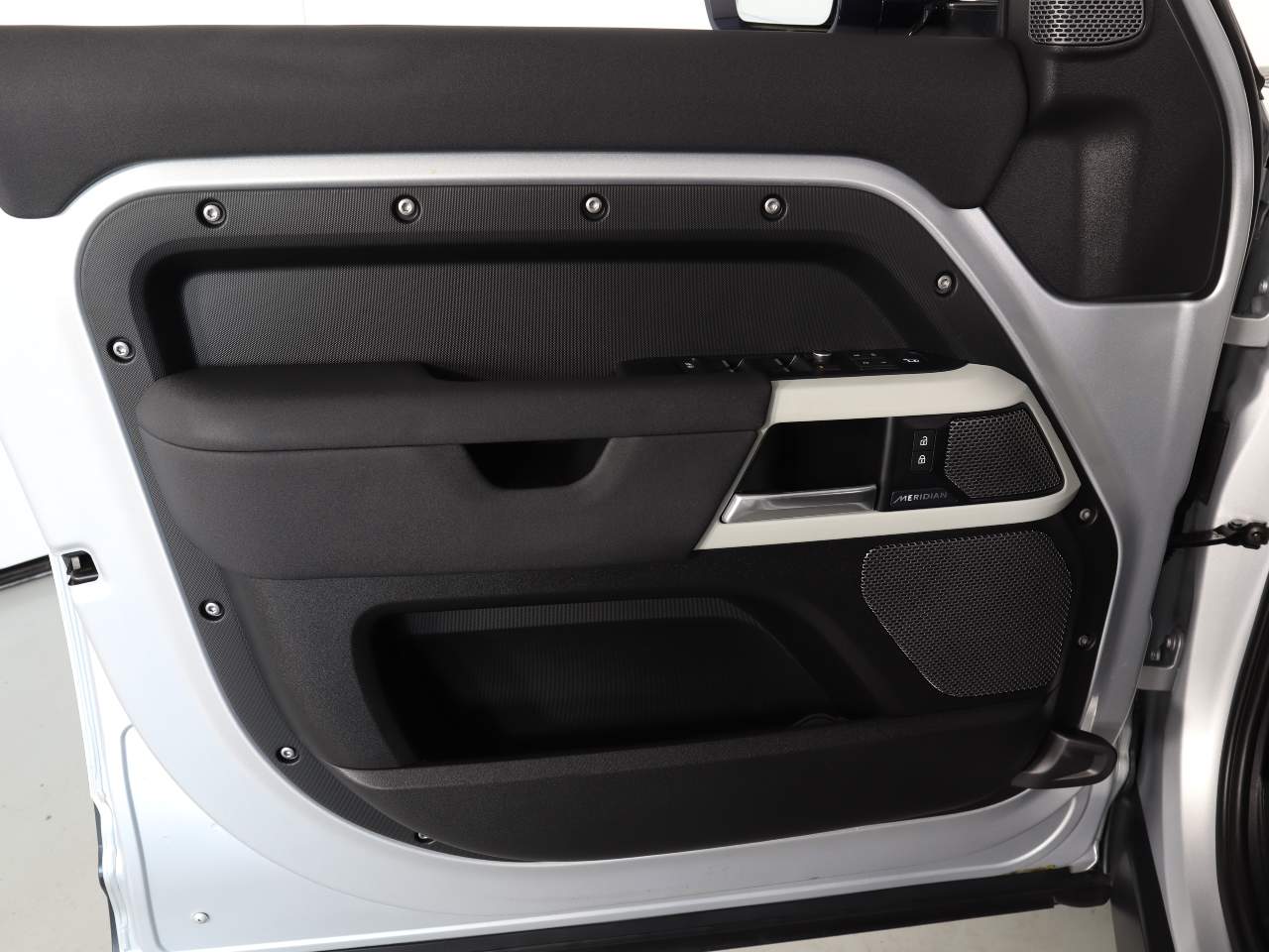 View 16