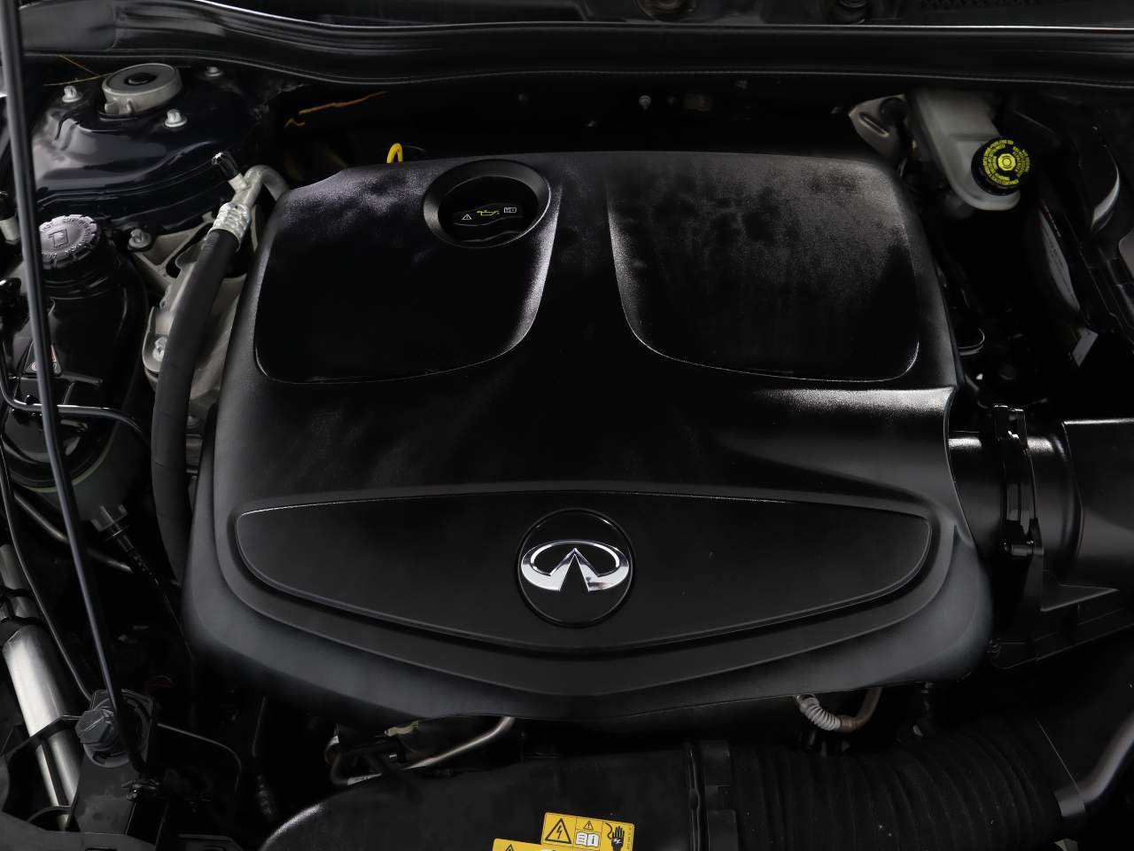 2018 INFINITI QX30 Luxury