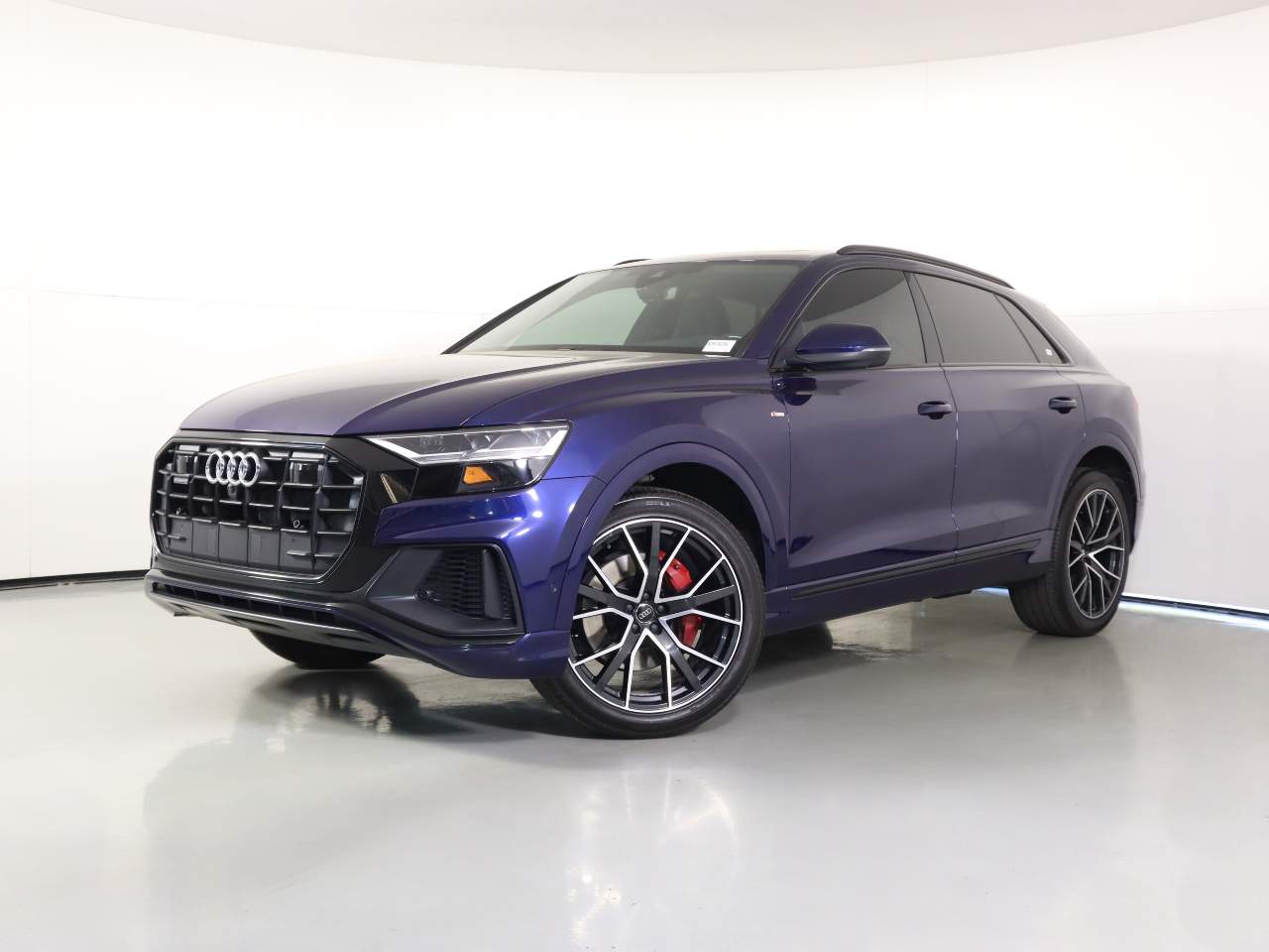2019 Audi Q8 quattro Premium Plus 55 TFSI