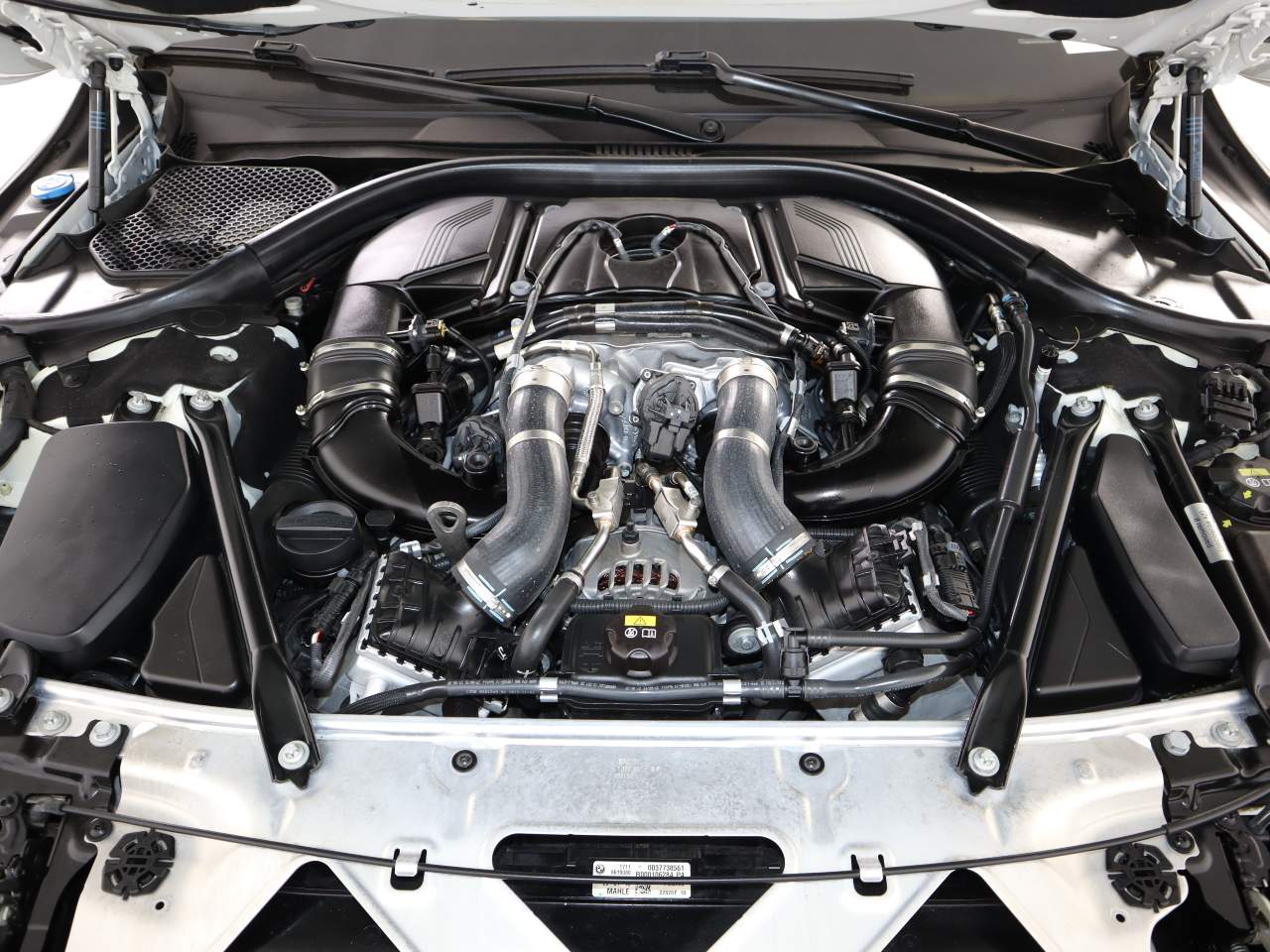 2016 BMW 7-Series 750i