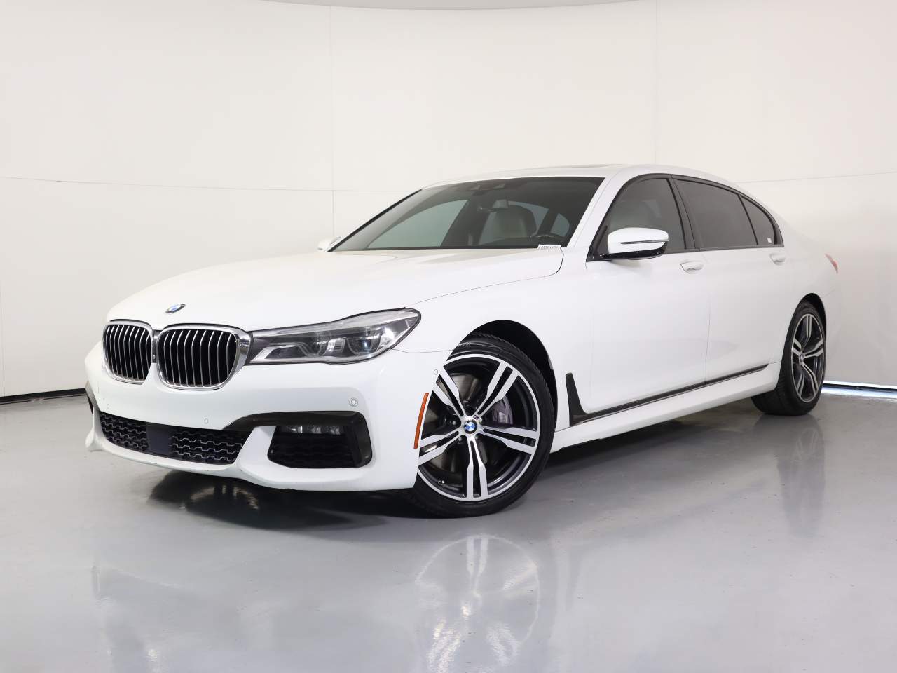 2016 BMW 7-Series 750i