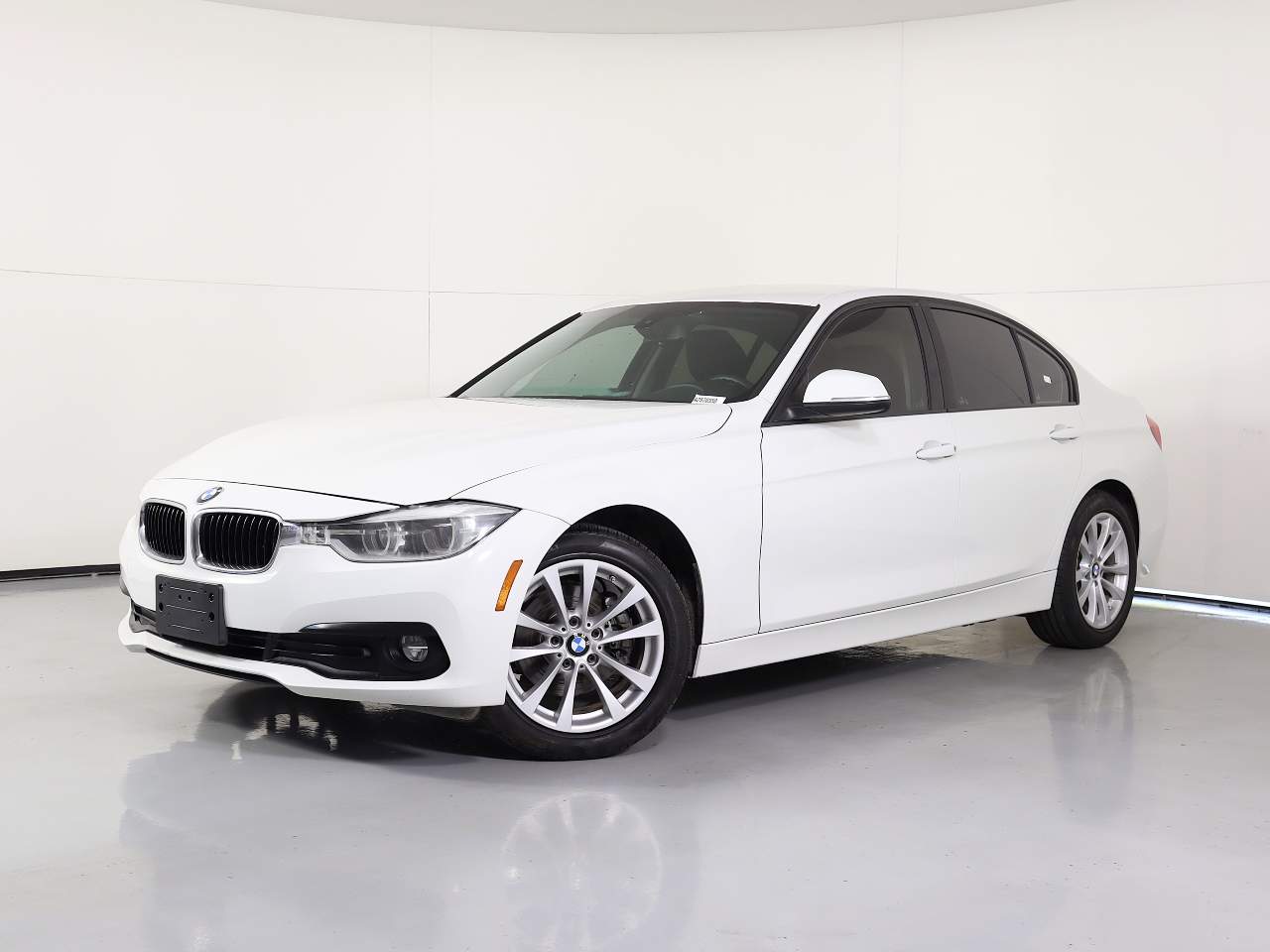 2018 BMW 3-Series 320i