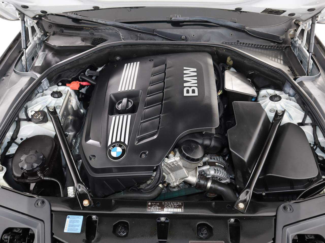 2011 BMW 5-Series 528i