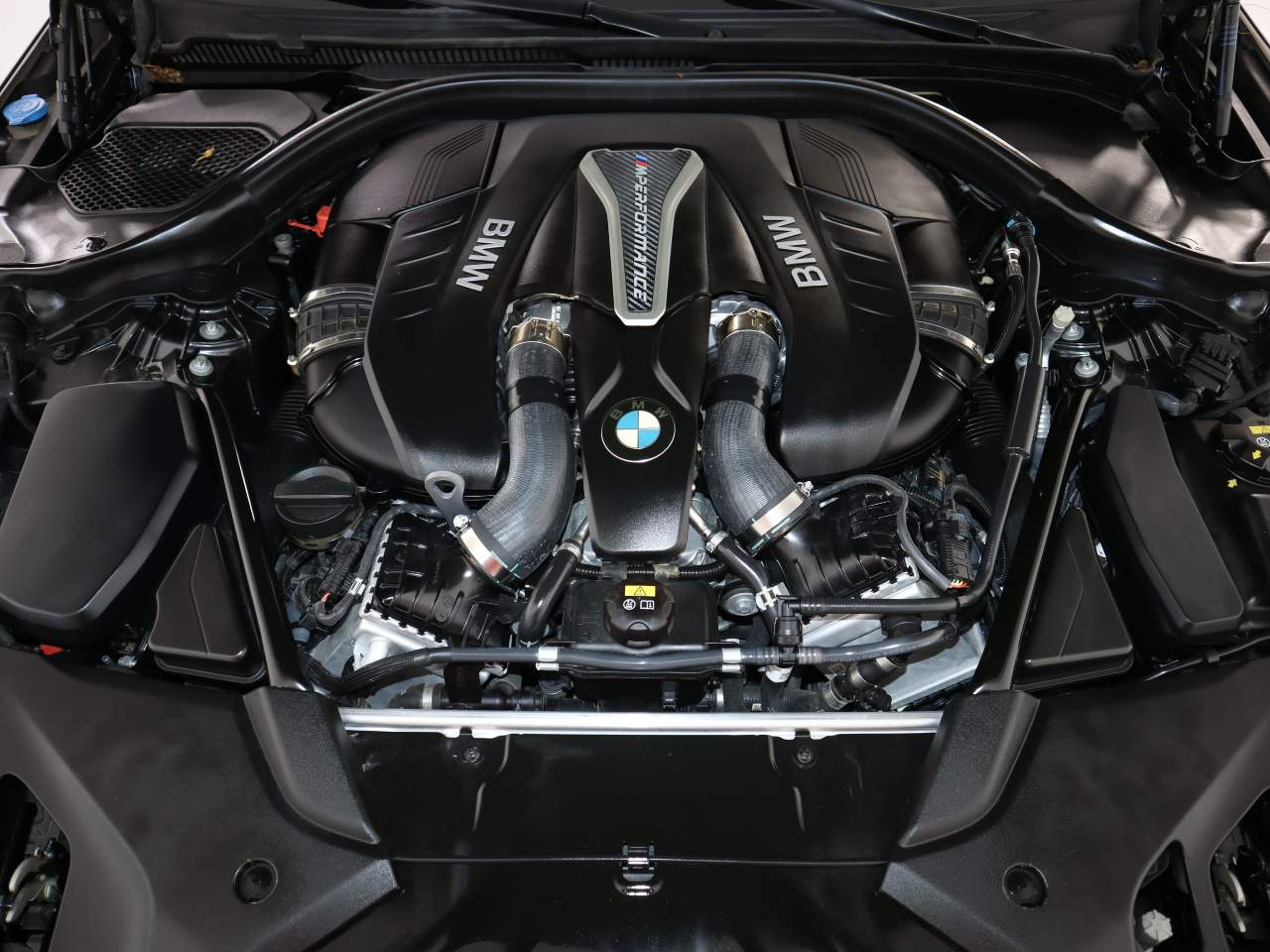 2019 BMW 5-Series M550i xDrive