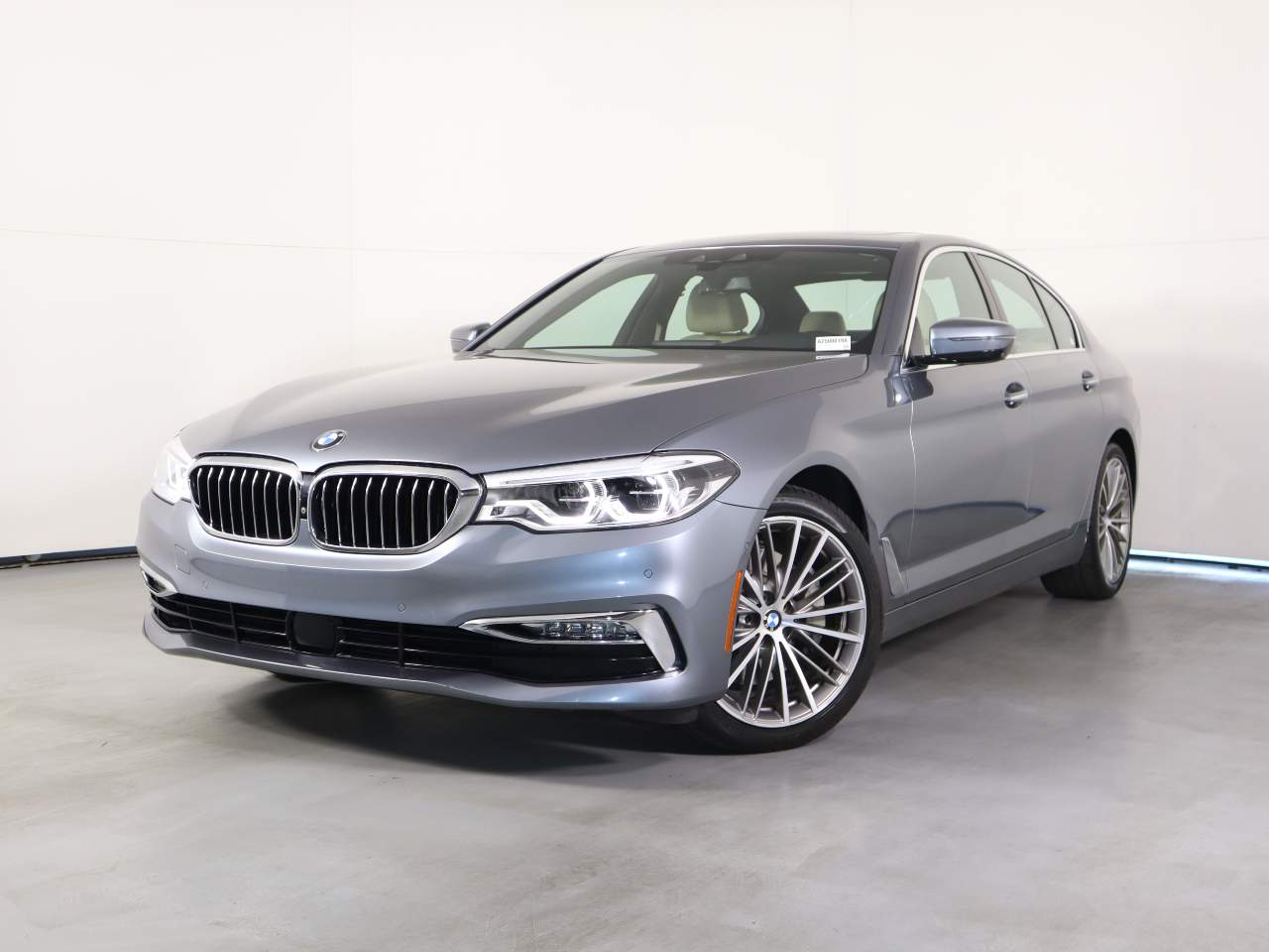 2018 BMW 5-Series 540i